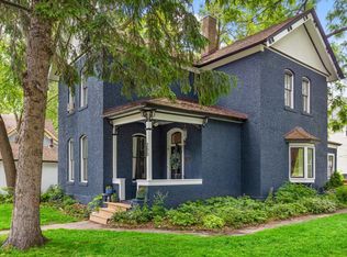 200 Main St W, Carver, MN 55315