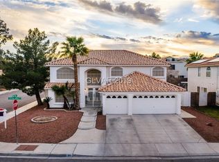 901 Sitting Bull Dr, Henderson, NV 89014