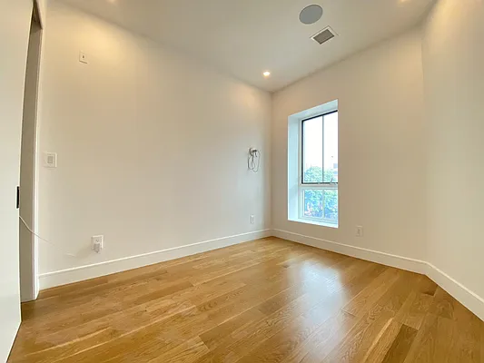 Rented by PadRabbit LLC | media 21