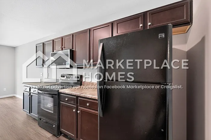 401 Feather Site Ct — Photo 7