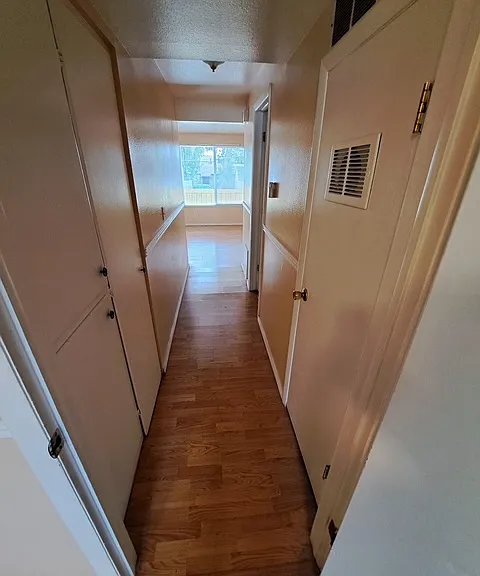281 E Crestone Ave — Photo 6