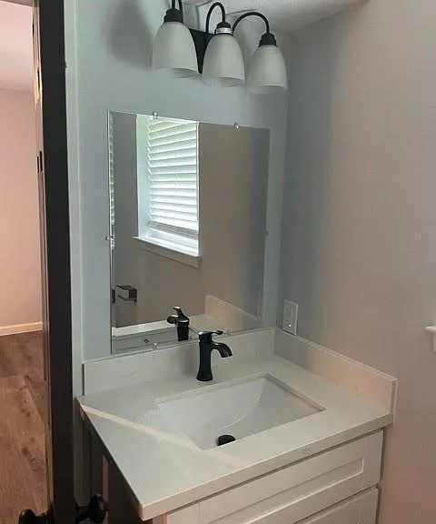 232 W Willwood Dr — Photo 3