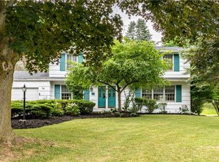 84 Wheatstone Cir, Fairport, NY 14450