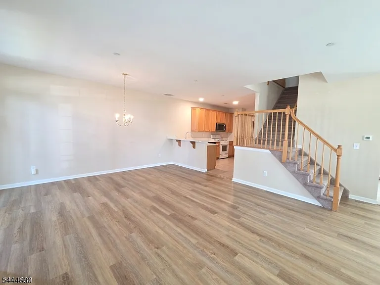 3 Liberty Way — Photo 8