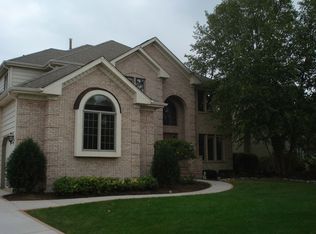 2329 Legacy Dr, Aurora, IL 60502