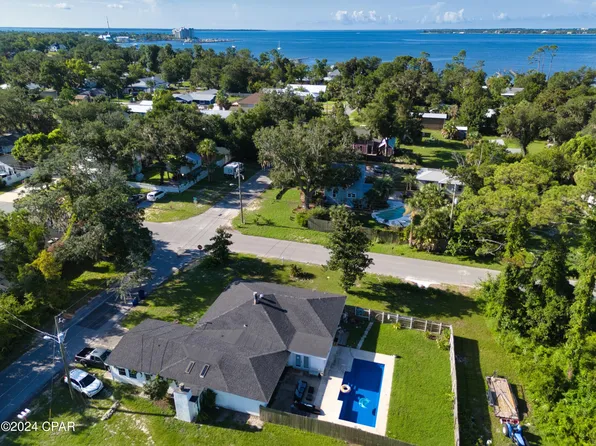 3900 W 17th St, Panama City, FL 32401