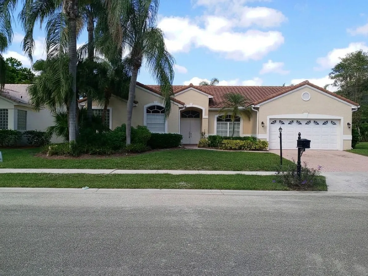 4 bed, 2205 sqft, $5,000 — Photo 1