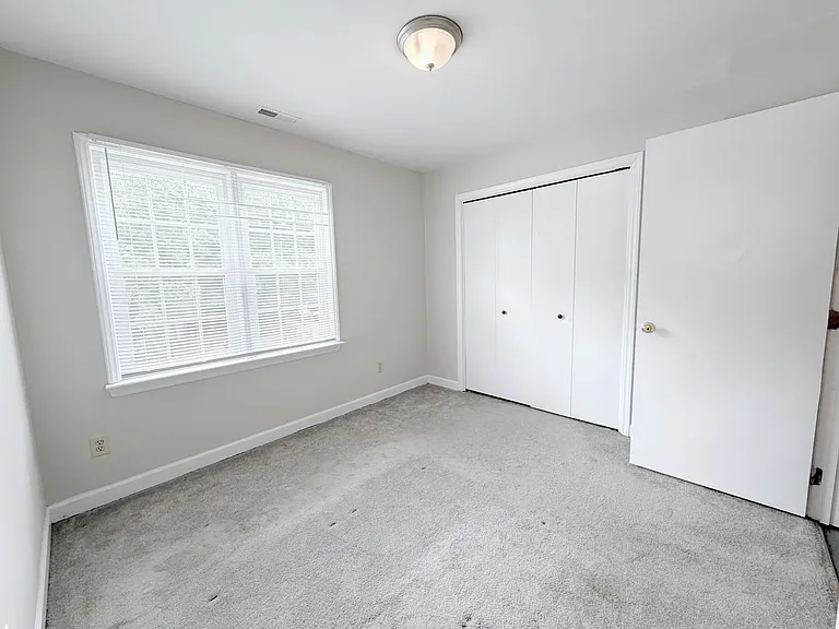 433 Creekway Dr — Photo 34