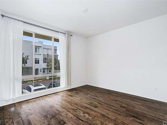 2nd image of 5553 Coral Dr Unit 108