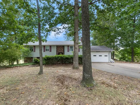 2219 Ridge Rd, Jackson, MO 63755