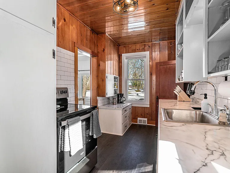 7215 Severence St — Photo 14