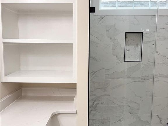 3rd image of 2914 Fincher Dr