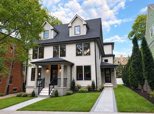 125 Fuller St #125, Brookline, MA 02446