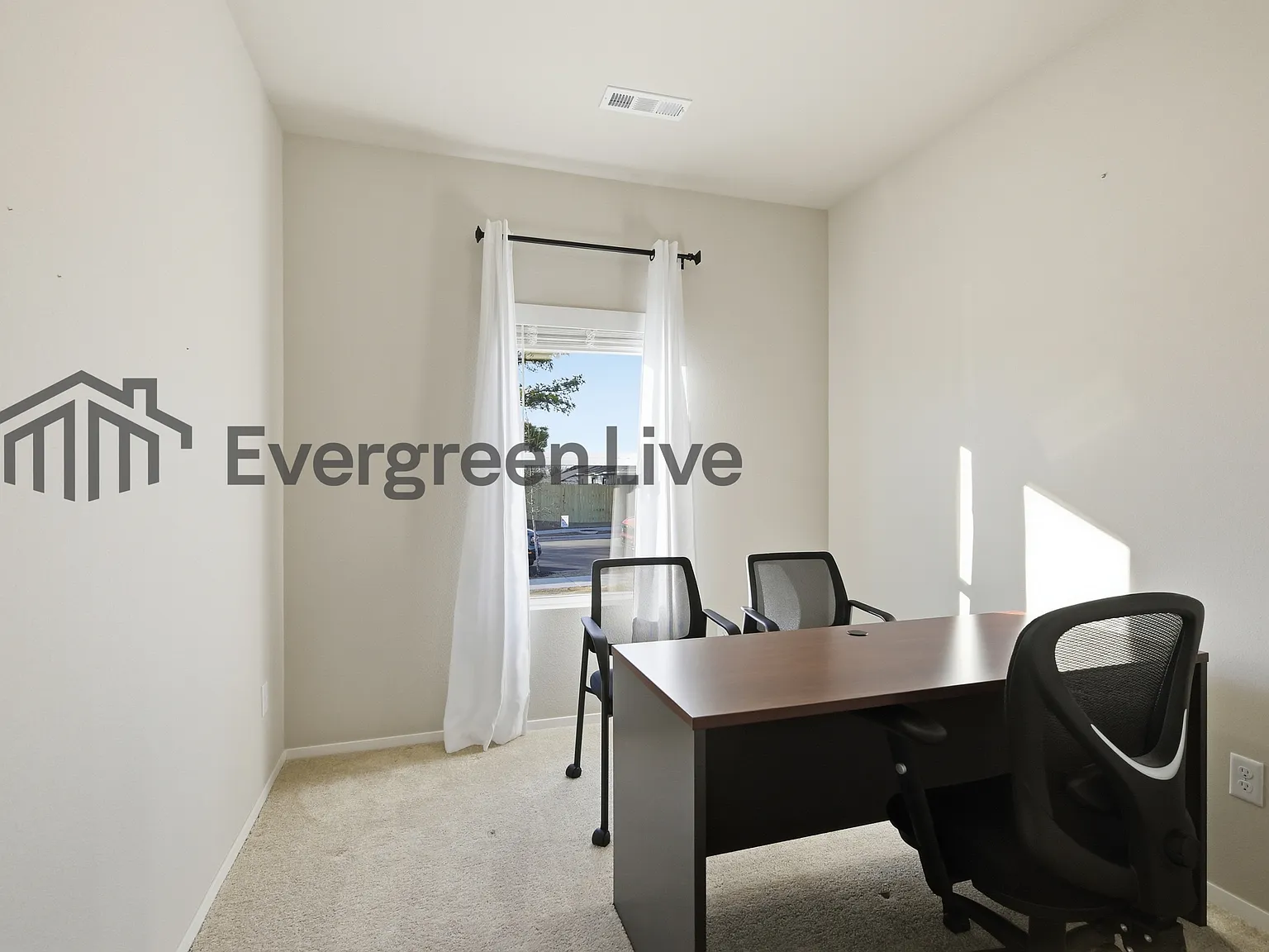 3 bed, 3.0 bath, 1430 sqft, $1,395 — Photo 3