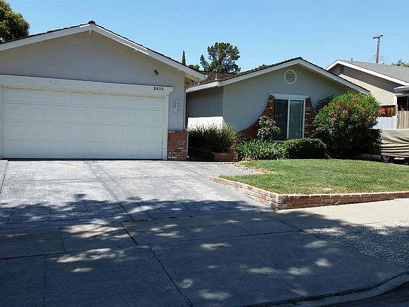 2nd image of 3275 Sylvan Dr