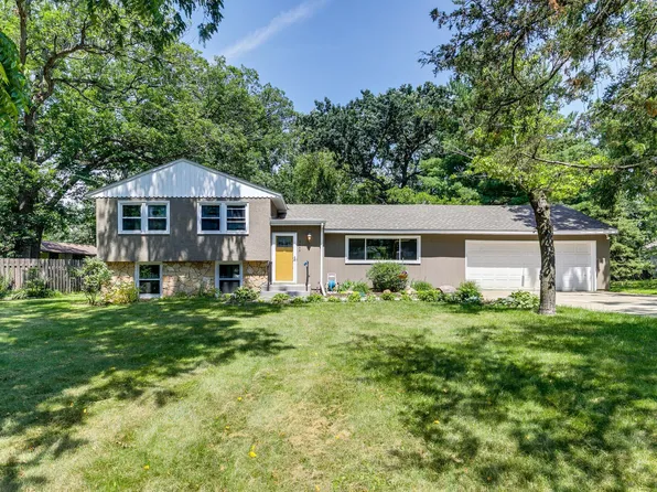 2643 1st St, White Bear Township, MN 55110