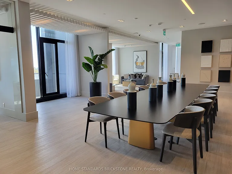 2020 Bathurst St #1017 — Photo 13