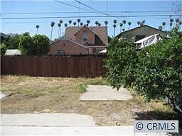 5th image of 804 E 42nd Pl