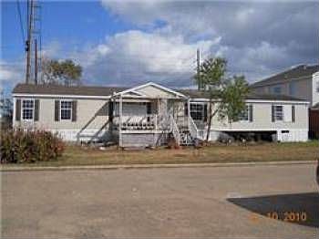 1st image of 20322 Sanderling Dr