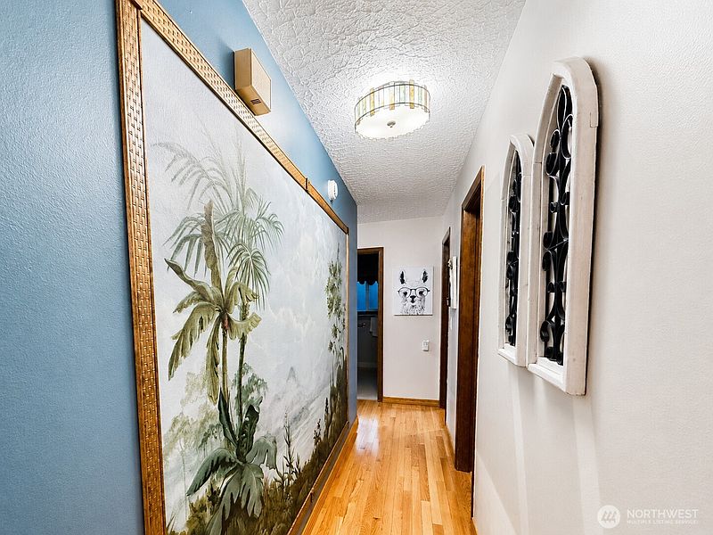4th image of 8601 NE 57th Street
