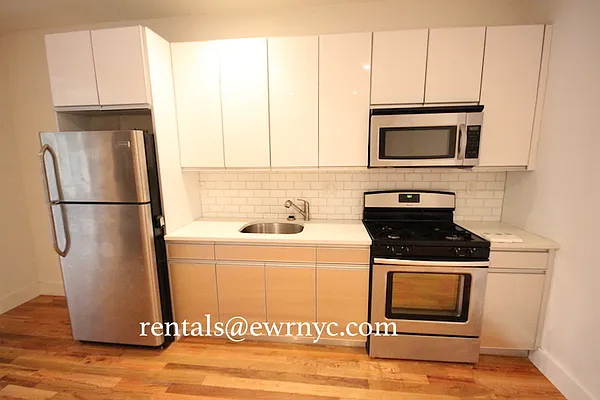 Rented by East Williamsburg Realty Inc | media 44