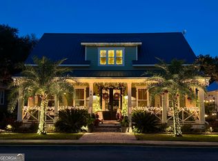 54 Salt Marsh Dr, Midway, GA 31320