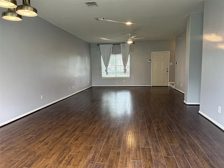 4635 Canadian River Ct — Photo 2