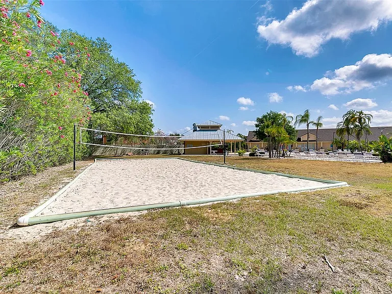 709 Orchid Dr #B — Photo 27