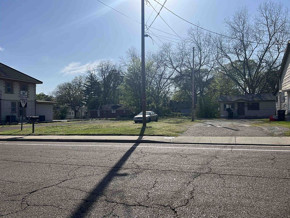2nd image of 531 Lake Rd