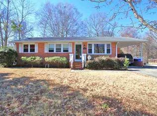 400 Dewitt St, Jacksonville, NC 28540