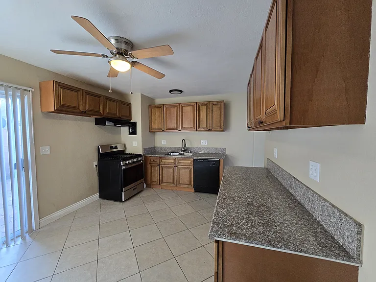 7015 El Dorado Dr — Photo 4