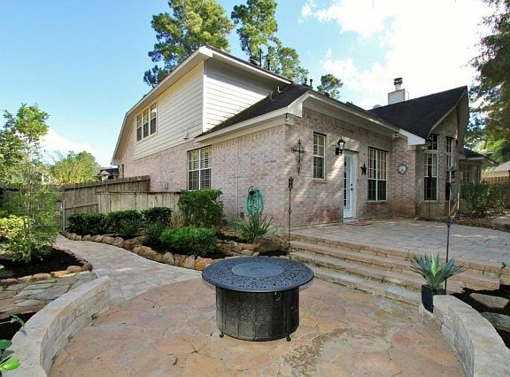 3rd image of 6419 Sevenleaf Ln
