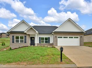146 Quiet Stroll Ln, Johnson City, TN 37615