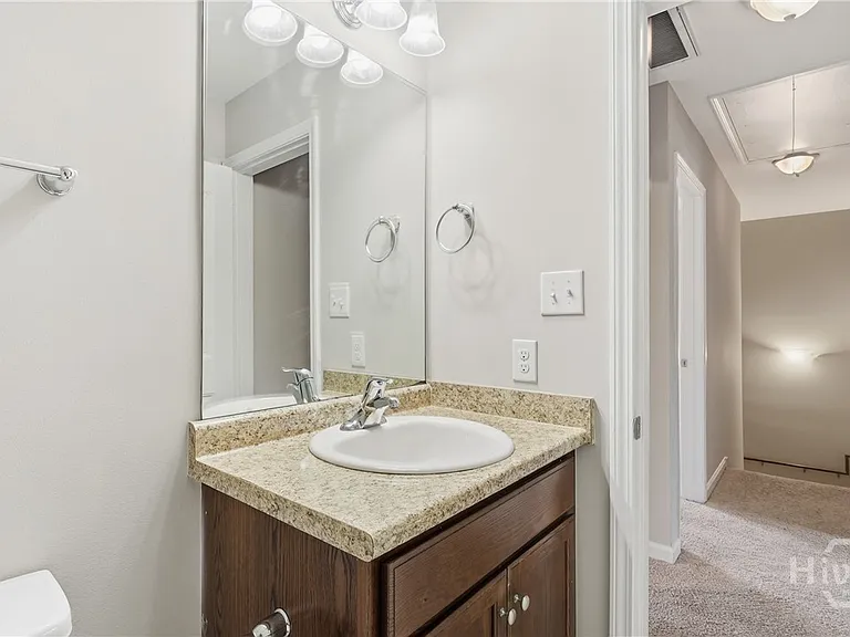 409 Olde Ivey Sq — Photo 18
