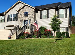 1064 Freedom Dr, Clarksville, TN 37042