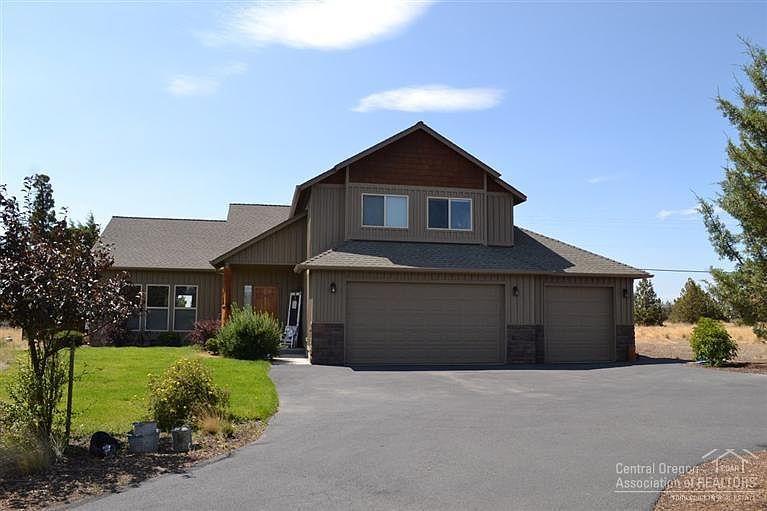 1st image of 2528 SE Texas Cir