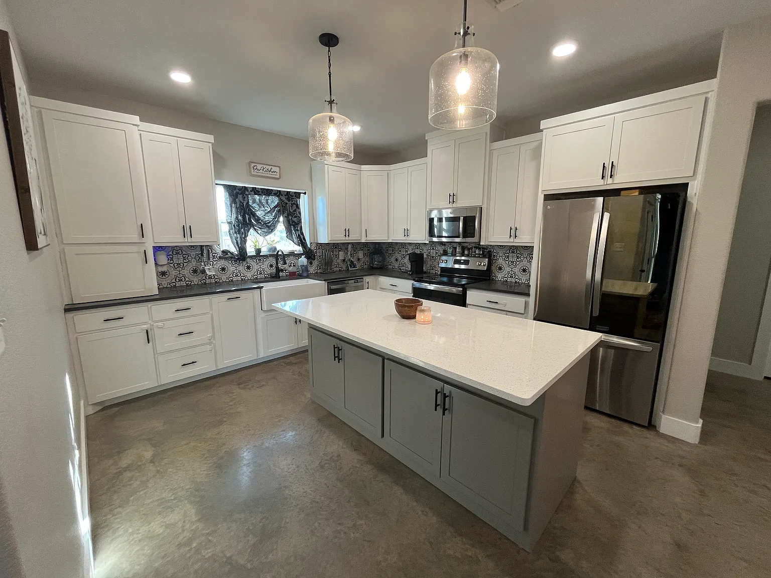 3 bed, 1668 sqft, $2,300 — Photo 4
