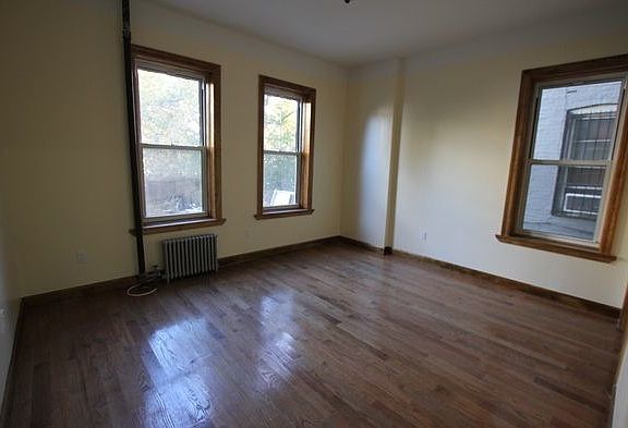2nd image of 497 Park Pl #Frstflr