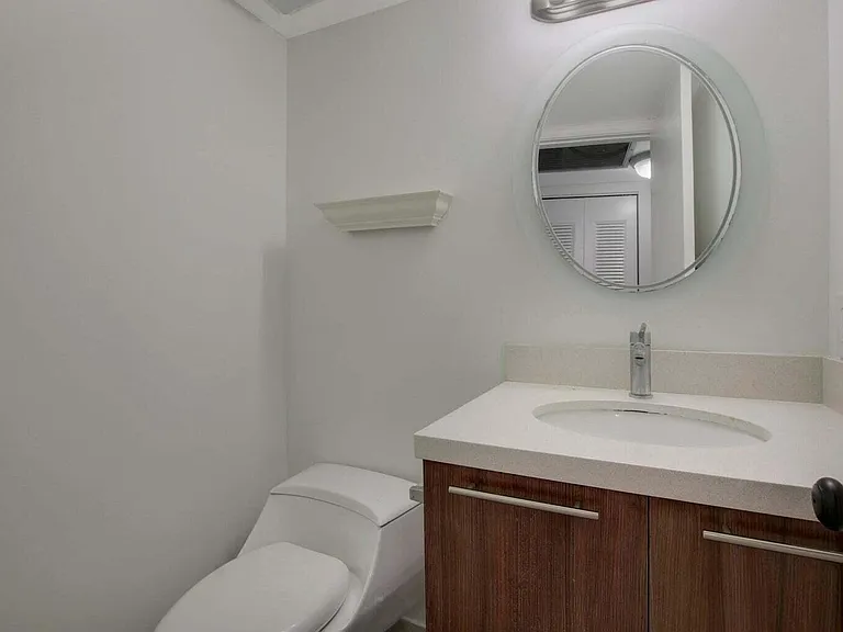 288 Northampton St #O — Photo 10