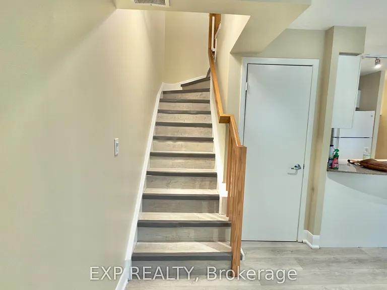 415 Jarvis St #397 — Photo 9