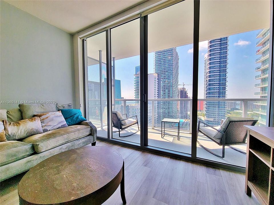 1st image of 1111 SW 1st Ave APT 3018-N