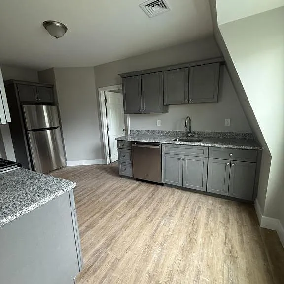 1023 Rock St #1025 — Photo 3