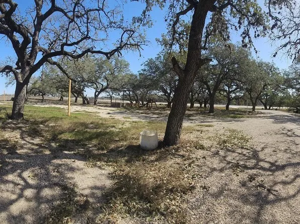 TBD/ LOT 25 HWY 16 LOT TBD, Poteet, TX 78065