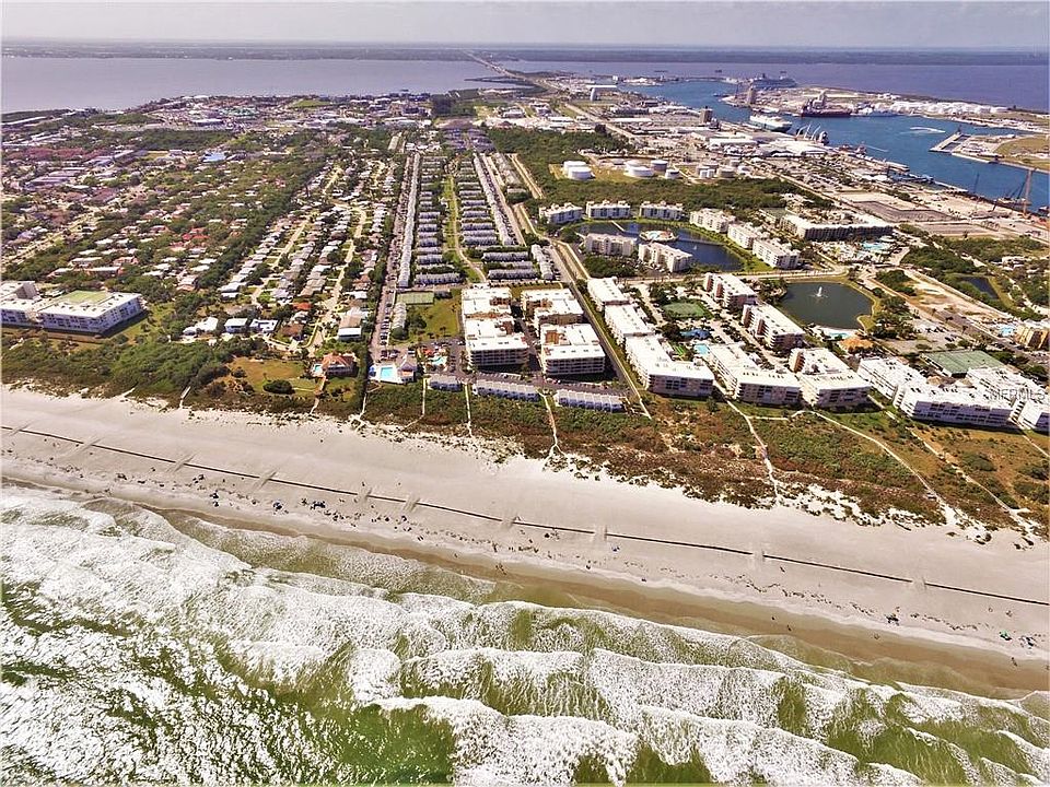 1st image of 224 Beach Park Ln