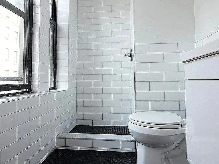 174 Hester St #14A — Photo 3