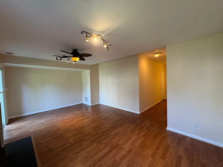 12302 Sleepy Lake Ct — Photo 8