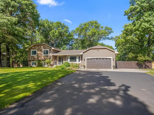 3025 Juniper St S, Cambridge, MN 55008