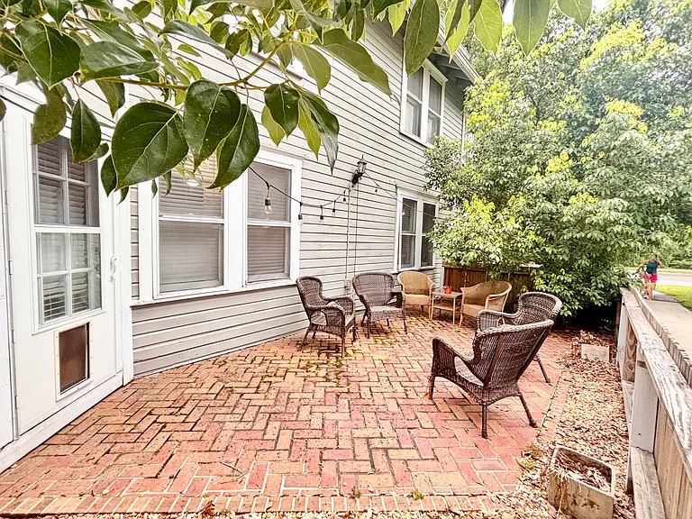 1302 S Pennsylvania Ave #4 — Photo 1