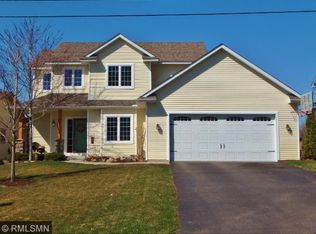 531 E 6th St, Chaska, MN 55318