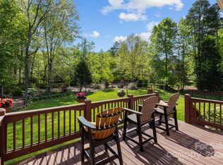 5028 Hidden View Dr, Mint Hill, NC 28227